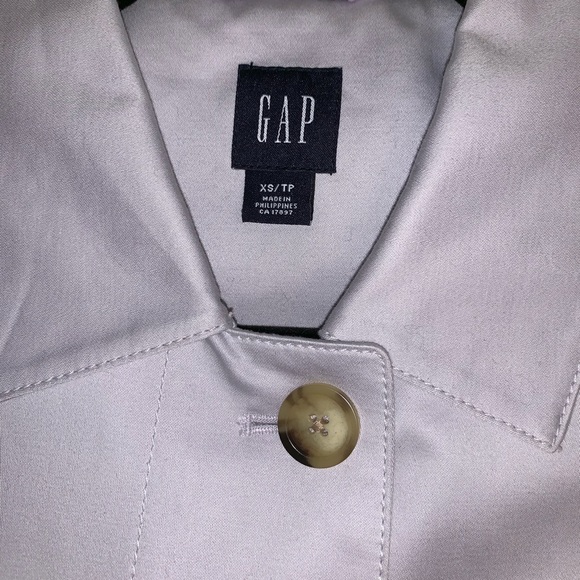 Beautiful GAP trench coat XS - Picture 3 of 4